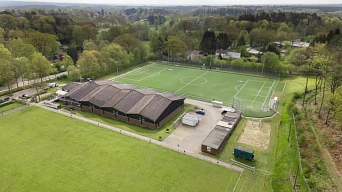 Fußballplatz DGH Kunstrasenplatz